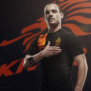 开云体育官网登入-梅西首发即进球，带队拿下关键比赛，梅西入场